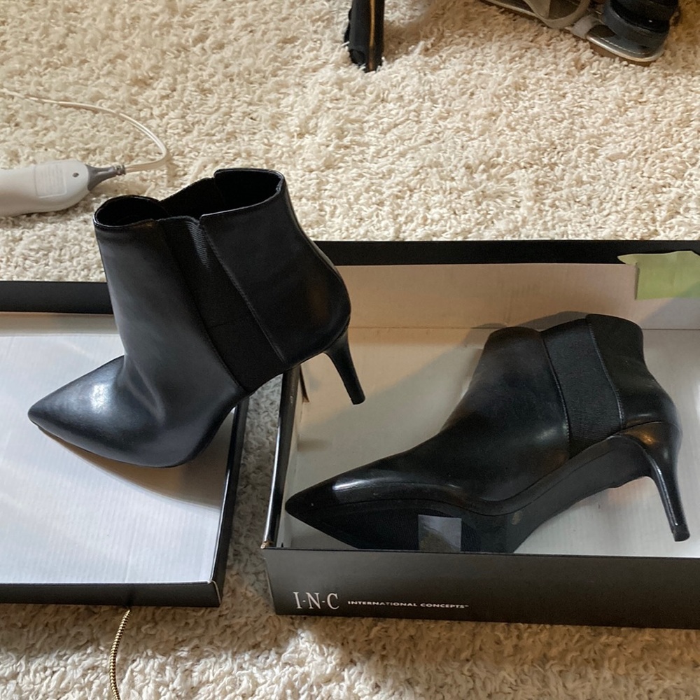 Heeled boots